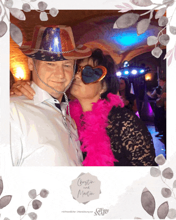 GIFmySNAP GIFmySNAP GIF Fotobox GIFbox Photobooth Dresden Bautzen Goerlitz 01 GIFmySNAP GIF Fotobox GIFbox Photobooth Dresden Bautzen Goerlitz 01 GIFmySNAP